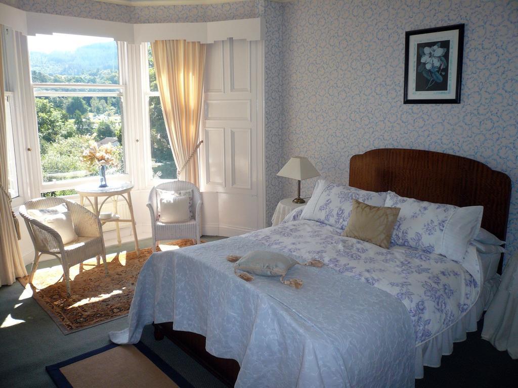 Woodburn House Bed & Breakfast Pitlochry Phòng bức ảnh